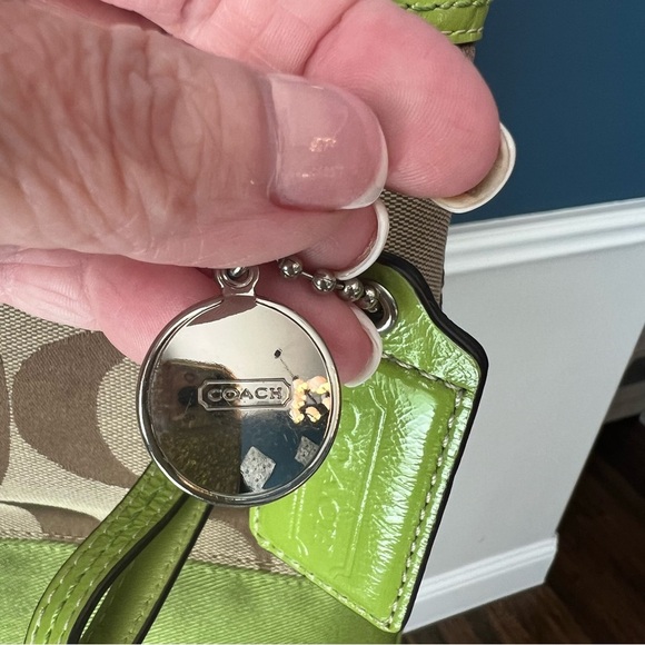 Coach Tan and Green Signature Shoulder Bag - Picture 6 of 10